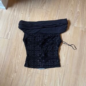 LOBA Violeta Top in Black